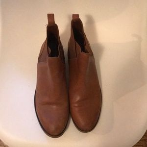 Aldo Shoes - Round Toed Carmel Colored Ankle Boots Aldo Shoes - Round Toed Carmel Colored Ankle Boots